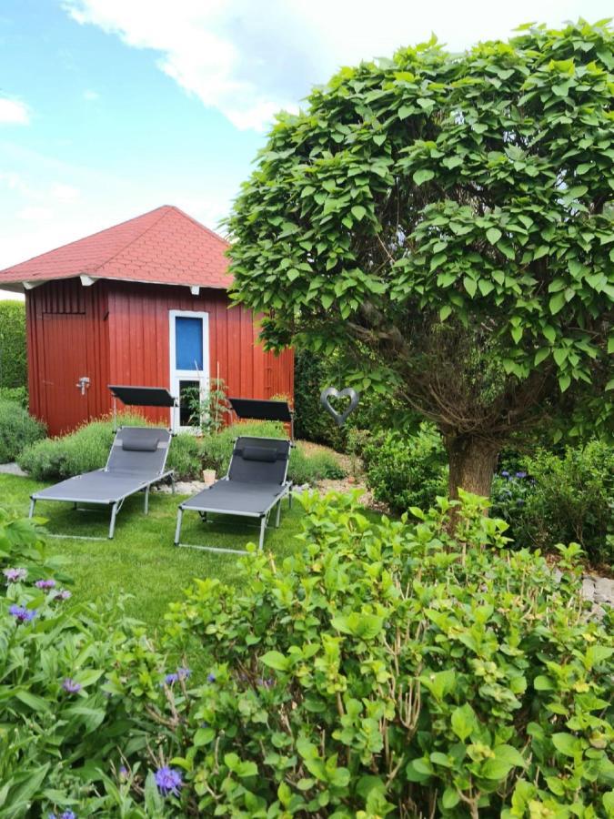 Ferienwohnung Toni Mit Balkon Und Garten Pemfling エクステリア 写真